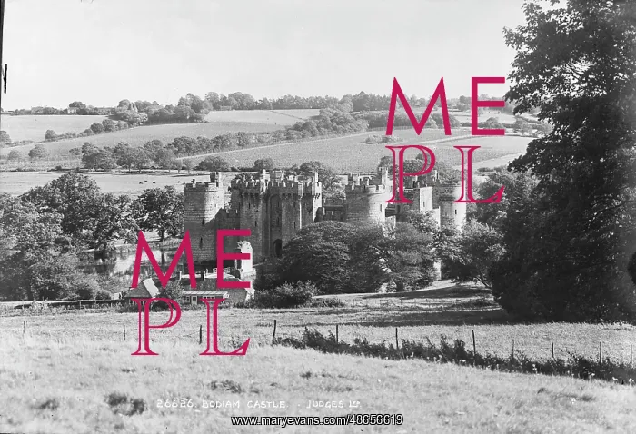 : Bodiam Castle : Bodiam Castle