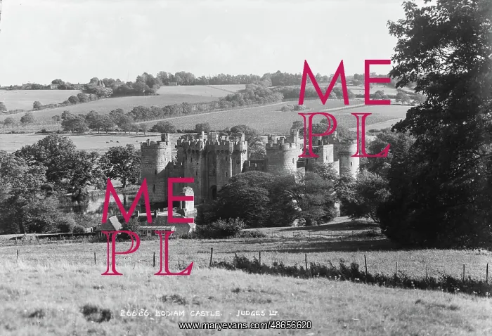 : Bodiam Castle : Bodiam Castle