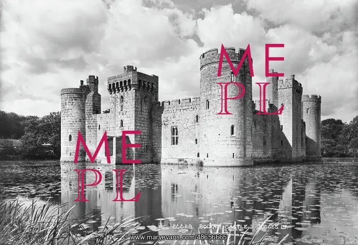 : Bodiam Castle : Bodiam Castle
