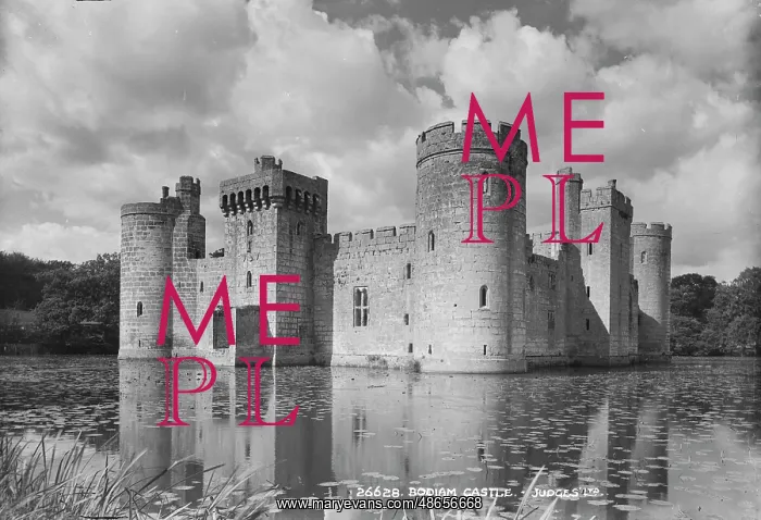 : Bodiam Castle : Bodiam Castle