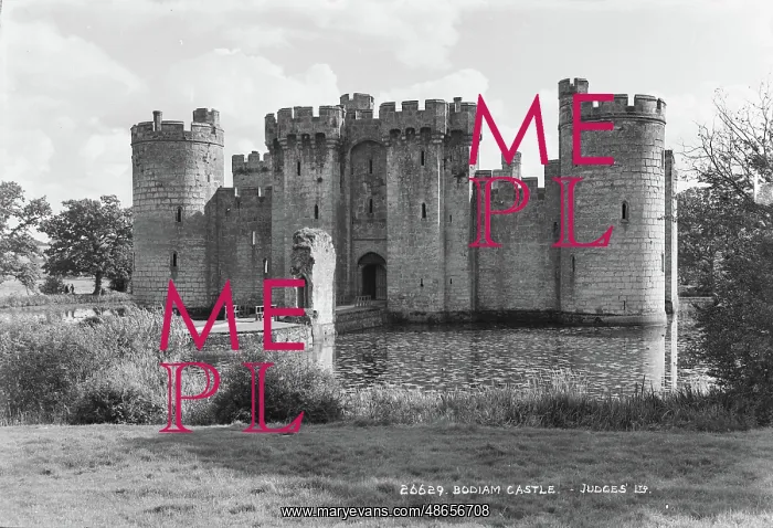 : Bodiam Castle : Bodiam Castle