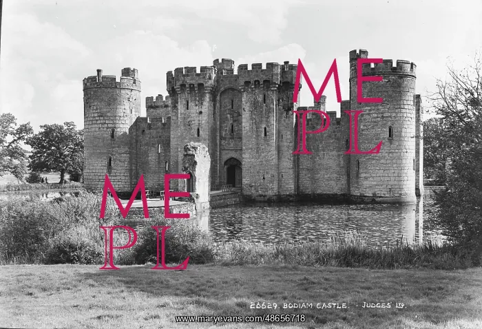 : Bodiam Castle : Bodiam Castle