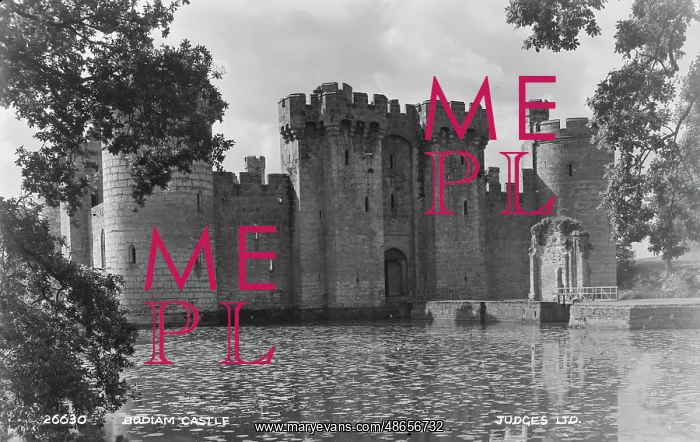 : Bodiam Castle : Bodiam Castle