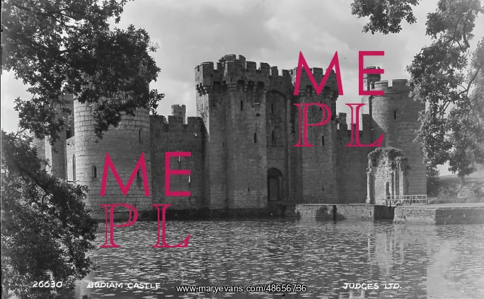: Bodiam Castle : Bodiam Castle