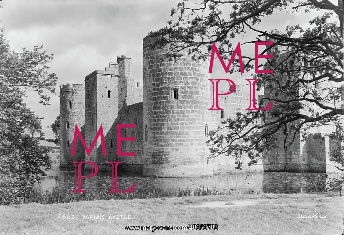 : Bodiam Castle : Bodiam Castle