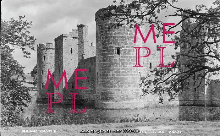 : Bodiam Castle : Bodiam Castle
