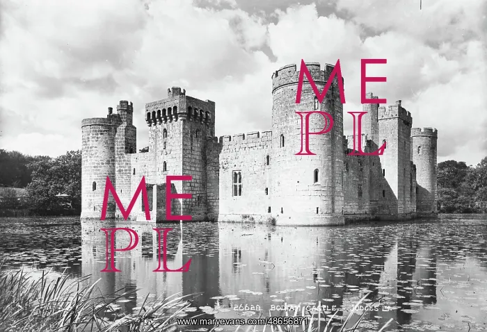 : Bodiam Castle : Bodiam Castle