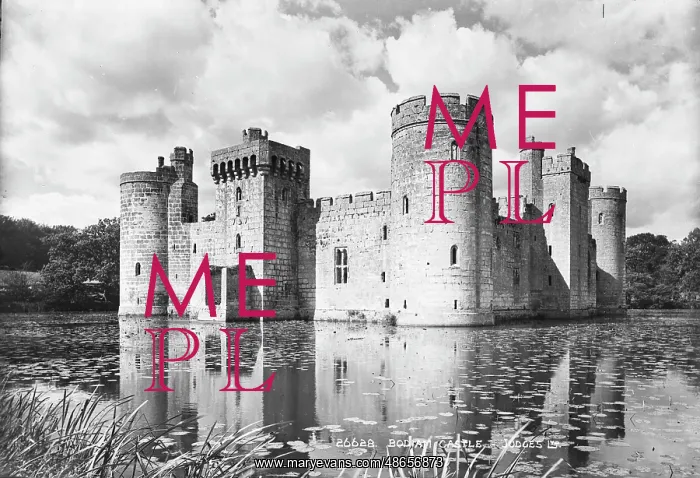 : Bodiam Castle : Bodiam Castle