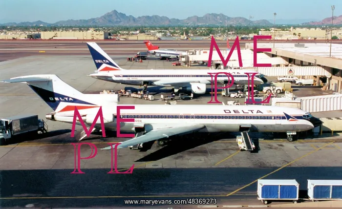 : Boeing 727-232 N512DA : Boeing 727-232 N512DA