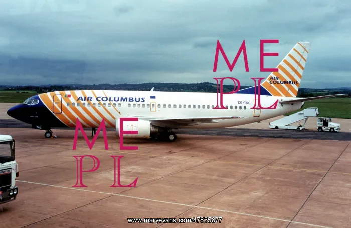 : Boeing 737-300 CS-TKC : Boeing 737-300 CS-TKC