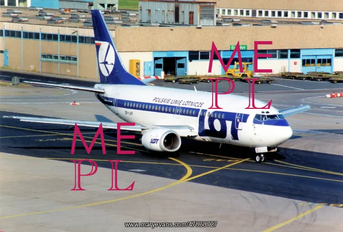 : Boeing 737-55D SP-LKF : Boeing 737-55D SP-LKF