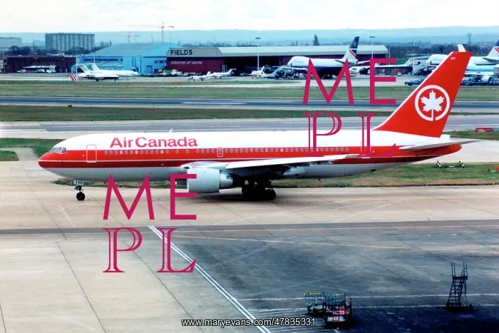 : Boeing 767-233ER C-FBEF : Boeing 767-233ER C-FBEF