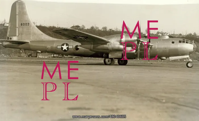  : Boeing B-50A 46-003 running-up on the ramp