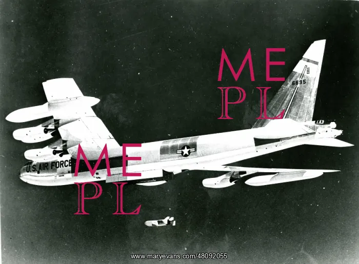 : Boeing B-52D Stratofortress, 56-695, releases a McDonnel : Boeing B-52D Stratofortress, 56-695, releases a McDonnel