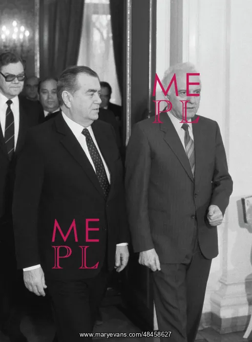 : Bohuslav Chnoupek visits USSR : Bohuslav Chnoupek visits USSR