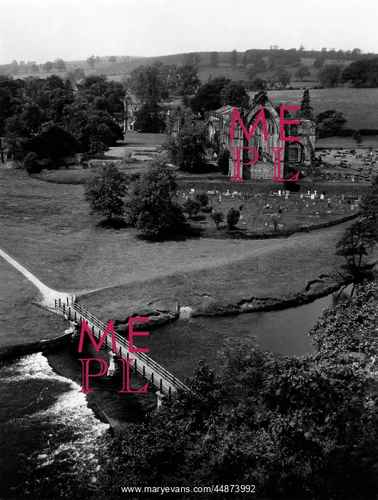 : BOLTON ABBEY : BOLTON ABBEY