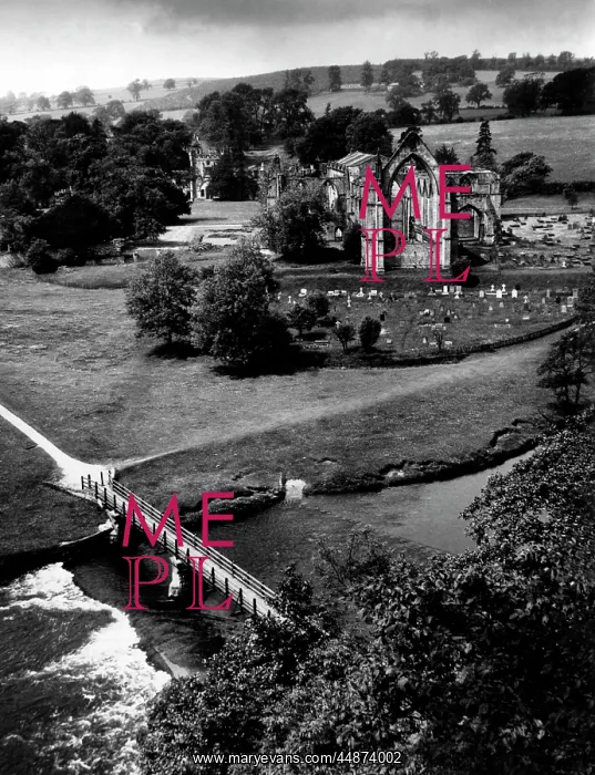 : BOLTON ABBEY : BOLTON ABBEY