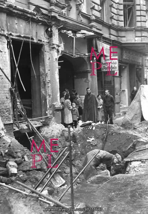 : Bomb damage in Berlin, 1940 : Bomb damage in Berlin, 1940