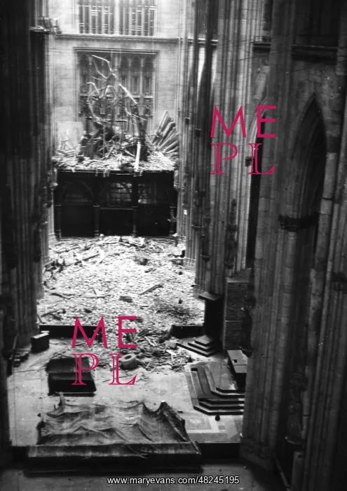: Bomb damage to the Cologne Cathedral, 1943 : Bomb damage to the Cologne Cathedral, 1943