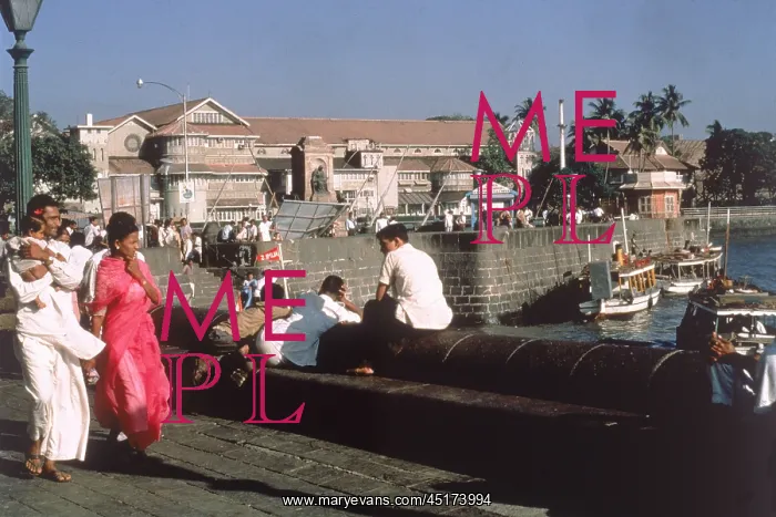 : BOMBAY / APOLLO BUNDER : BOMBAY / APOLLO BUNDER