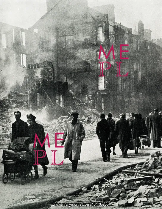 : Bombed out residents of Clydeside, WW2 : Bombed out residents of Clydeside, WW2