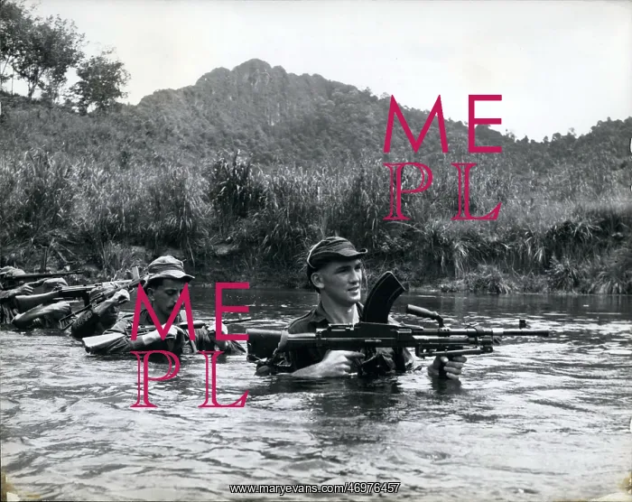 : Bombs - Guns - Weapons : Bombs - Guns - Weapons