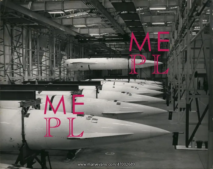 : Bombs - Guns - Weapons : Bombs - Guns - Weapons