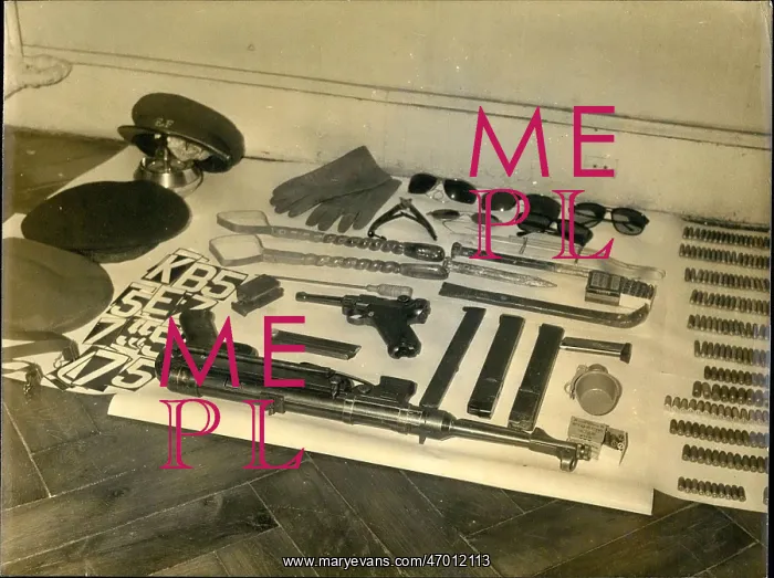 : Bombs - Guns - Weapons : Bombs - Guns - Weapons