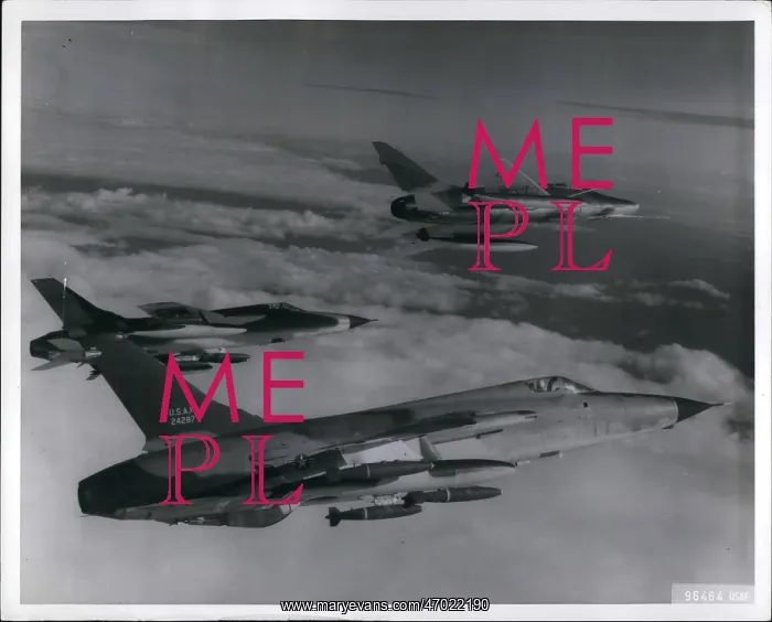 : Bombs - Guns - Weapons : Bombs - Guns - Weapons