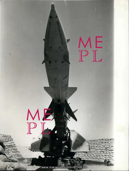 : Bombs - Guns - Weapons : Bombs - Guns - Weapons