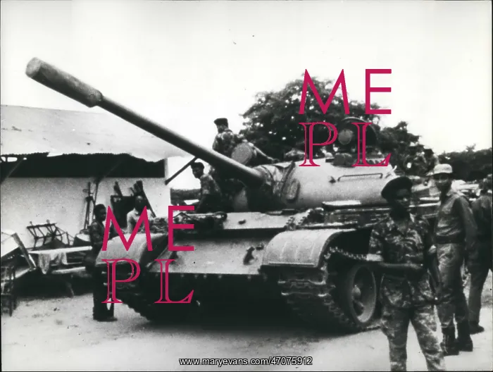 : Bombs - Guns - Weapons : Bombs - Guns - Weapons