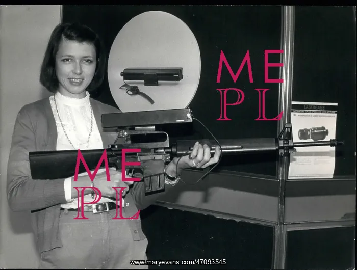 : Bombs - Guns - Weapons : Bombs - Guns - Weapons