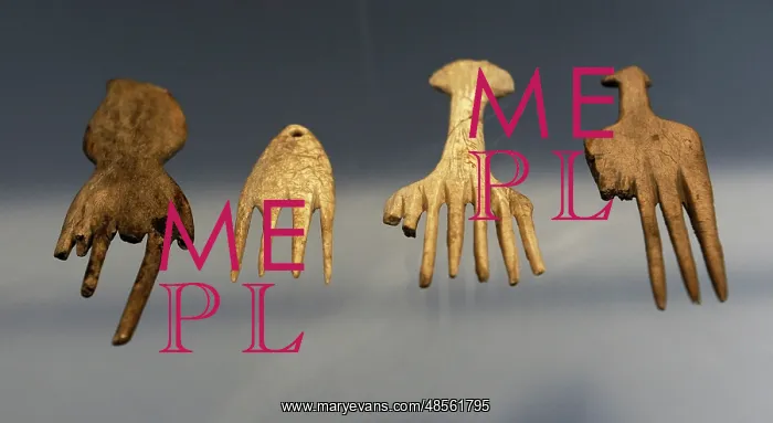 : Bone combs from Jutland. 5000-4500 BC : Bone combs from Jutland. 5000-4500 BC