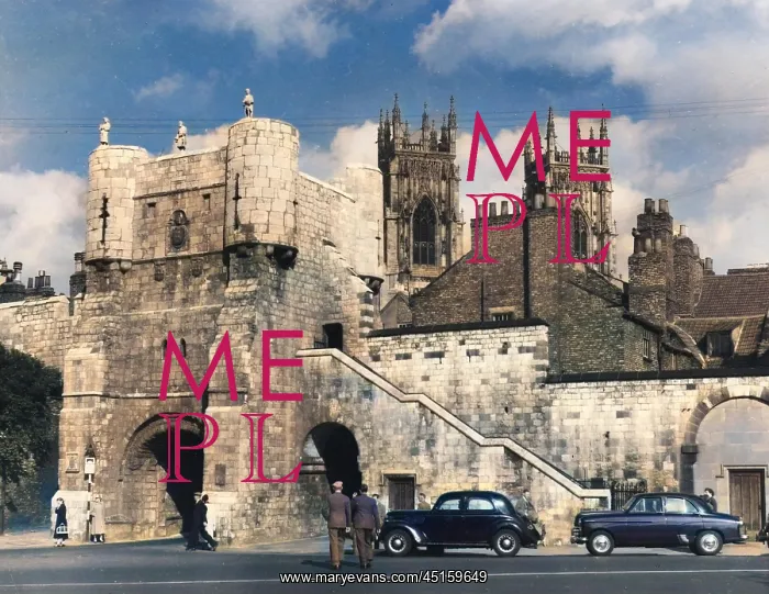 : BOOTHAM BAR, YORK : BOOTHAM BAR, YORK