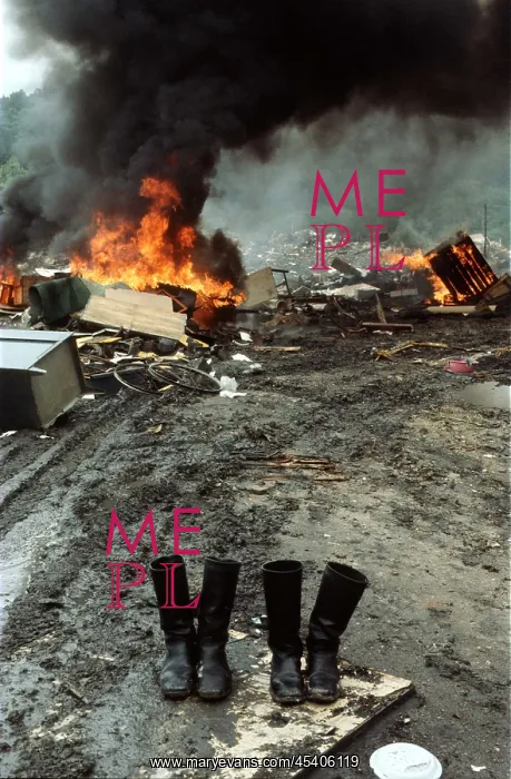 : Boots - fire - waste : Boots - fire - waste