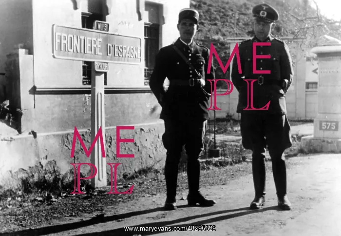 : Border post at the French-Spanish border, 1942 : Border post at the French-Spanish border, 1942
