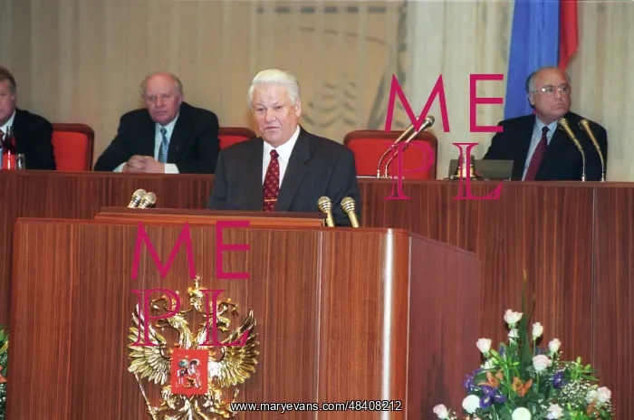 : Boris Yeltsin at All-Russian conference of constructors : Boris Yeltsin at All-Russian conference of constructors