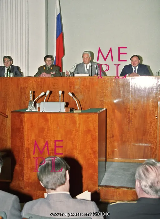 : Boris Yeltsin and commanders of military districts, 1992 : Boris Yeltsin and commanders of military districts, 1992