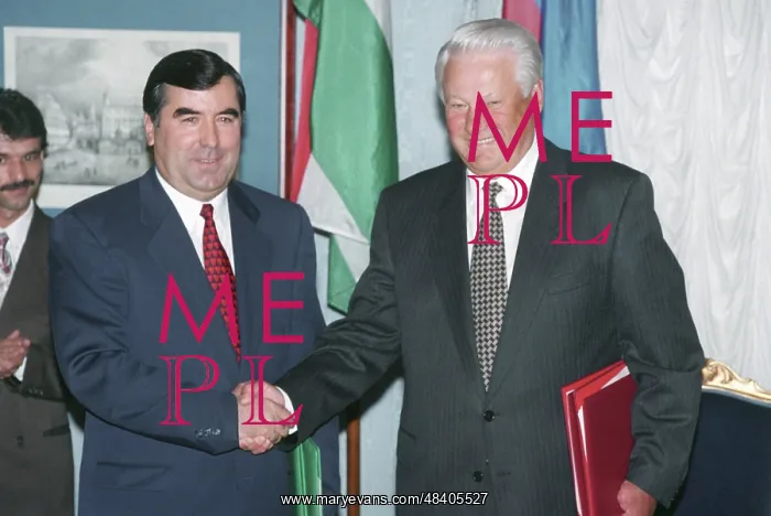 : Boris Yeltsin and Emomali Rahmonov, 1995 : Boris Yeltsin and Emomali Rahmonov, 1995