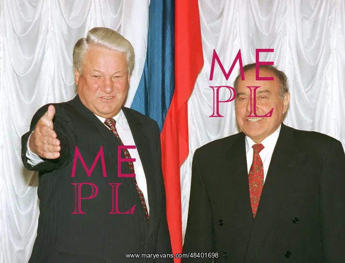 : Boris Yeltsin and Geydar Aliyev, 1994 : Boris Yeltsin and Geydar Aliyev, 1994