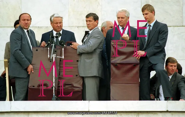 : Boris Yeltsin and Ivan Silayev, 1991 : Boris Yeltsin and Ivan Silayev, 1991