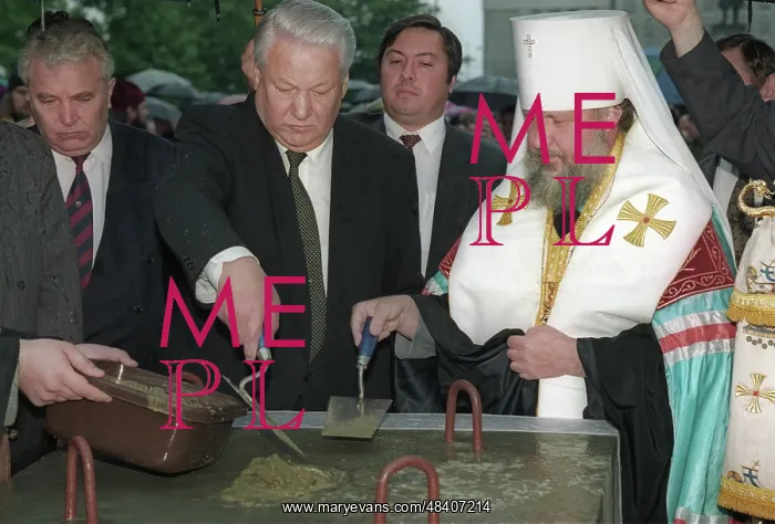 : BORIS YELTSIN IN KALININGRAD : BORIS YELTSIN IN KALININGRAD