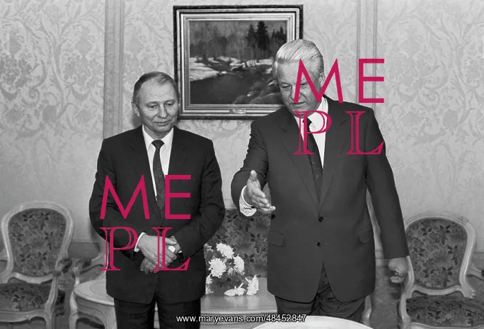 : Boris Yeltsin and Leonid Kuchma, 1992 : Boris Yeltsin and Leonid Kuchma, 1992