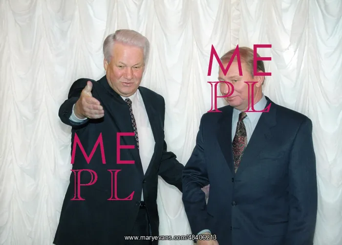 : Boris Yeltsin meets Leonod Kuchma : Boris Yeltsin meets Leonod Kuchma