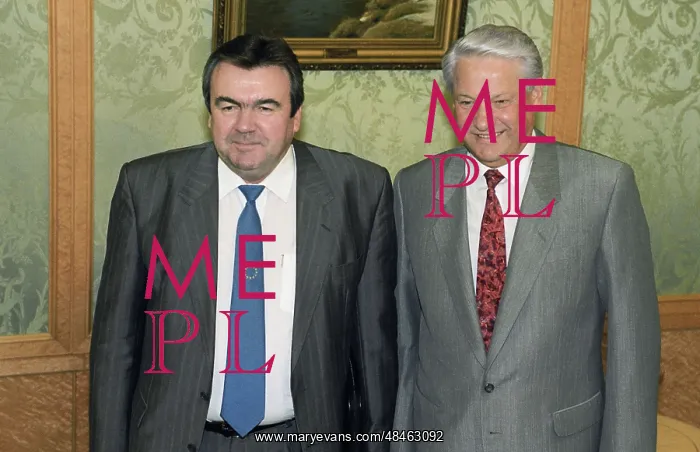 : Boris Yeltsin and Mircea Snegur, 1992 : Boris Yeltsin and Mircea Snegur, 1992