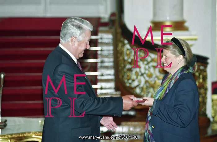 : Boris Yeltsin at state awarding, 1994 : Boris Yeltsin at state awarding, 1994