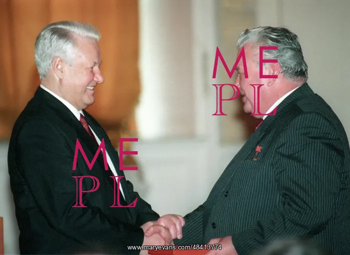 : Boris Yeltsin at state awarding, 1996 : Boris Yeltsin at state awarding, 1996