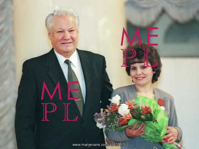 : Boris Yeltsin and workers of light industry, 1996 : Boris Yeltsin and workers of light industry, 1996