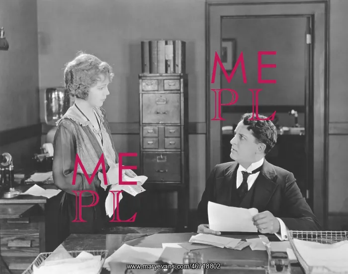 : Boss annoyed with secretary : Boss annoyed with secretary