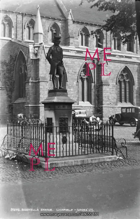 : Boswell's Statue in Lichfield : Boswell's Statue in Lichfield